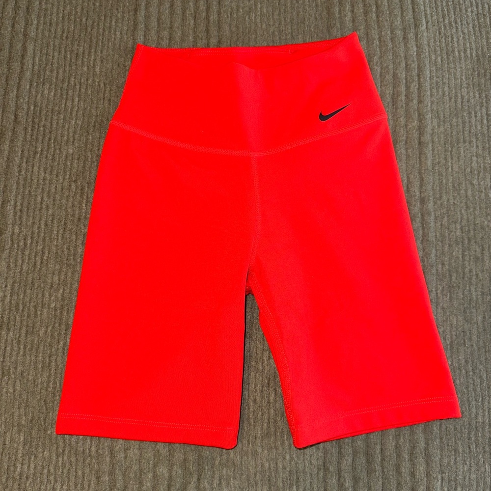 ⭐️Nike biker shorts - XXS⭐️